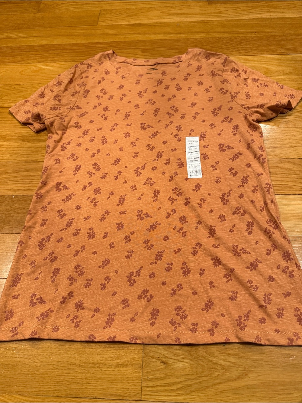 NWT Sonoma the everyday tee short sleeve crew neck shirt size xsmall.